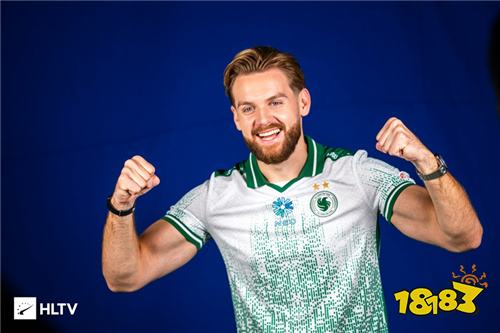 这条足球成 这条足球成