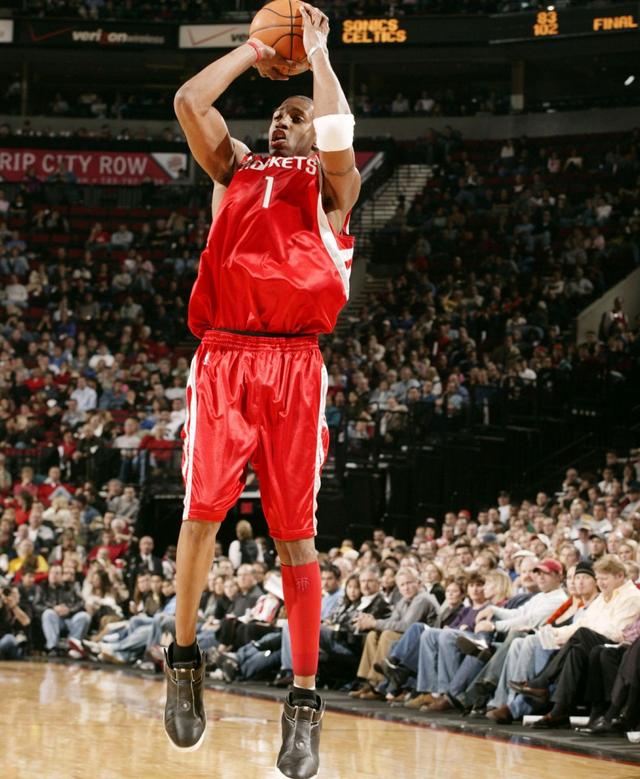 矿坑边的木 矿坑边的木